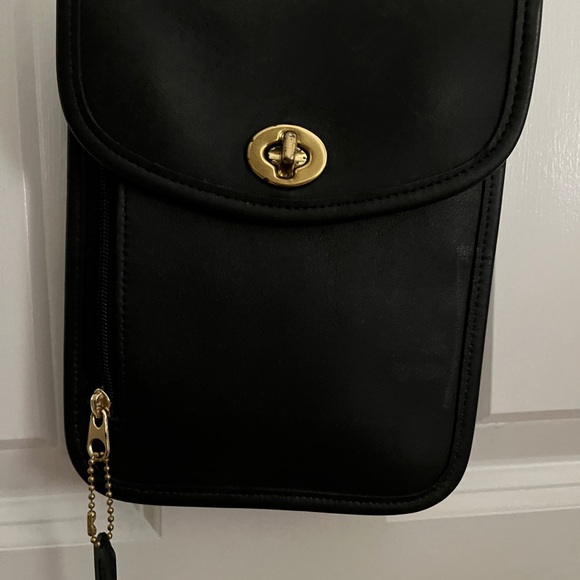 Coach Black Crossbody Bag - Picture 2 of 6